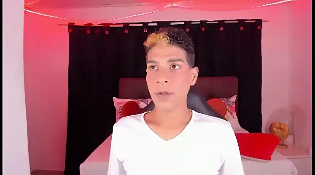 Ethan Boyy online show from 01.12.25