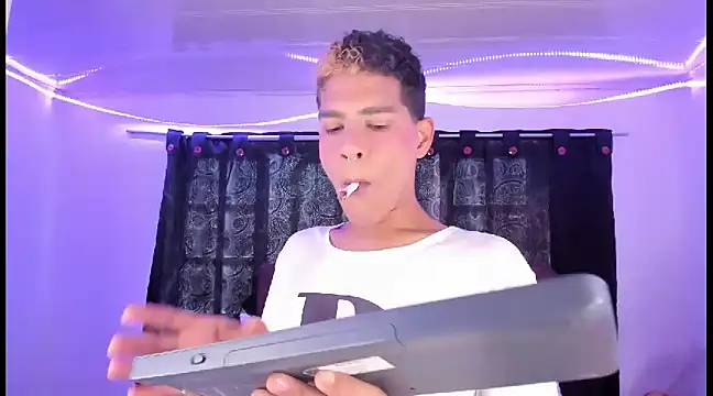 Ethan Boyy online show from 01.13.25