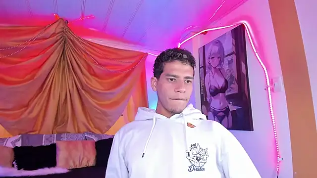 Ethan Boyy online show from 10.06.25