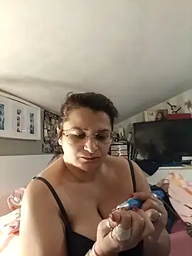 Snapshot of nelly88_xxx chatting on 03.05.25 nelly88 xxx online show from 03.05.25