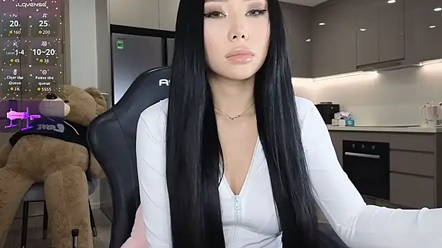 asianqueeny online show from 11.05.25