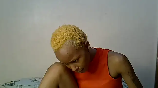 Snapshot of Sexykerii chatting on 01.23.25 Sexykerii online show from 01.23.25