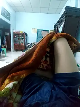 KisSsu online show from 01.08.26