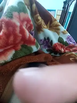 KisSsu online show from 02.24.26