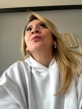 AtheneaRusell online show from 09.28.25