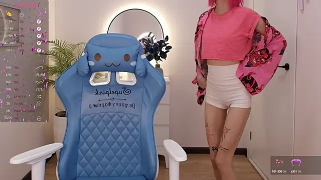 Snapshot of Kar1_na_ chatting on 01.21.25 Kar1 na online show from 01.21.25