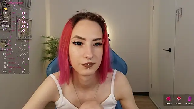 Snapshot of Kar1_na_ chatting on 01.21.25 Kar1 na online show from 01.21.25