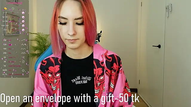 Snapshot of Kar1_na_ chatting on 02.12.25 Kar1 na online show from 02.12.25