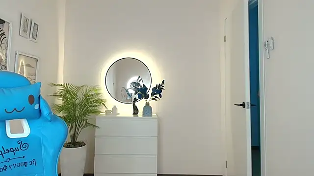 Snapshot of Kar1_na_ chatting on 02.27.25 Kar1 na online show from 02.27.25