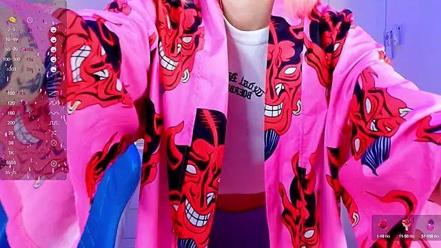 Snapshot of Kar1_na_ chatting on 03.05.25 Kar1 na online show from 03.05.25