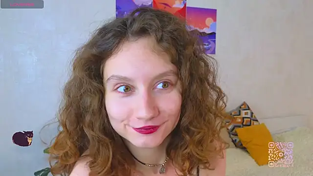 Snapshot of Leya_Curly chatting on 10.02.25 Leya Curly online show from 10.02.25