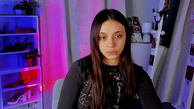 Sahara Shields online show from 10.05.25