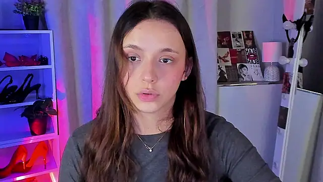 Sahara Shields online show from 10.12.25