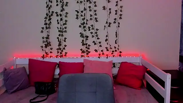 Sahara Shields online show from 02.26.26