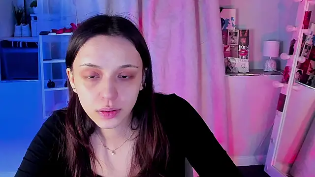 Sahara Shields online show from 04.21.26