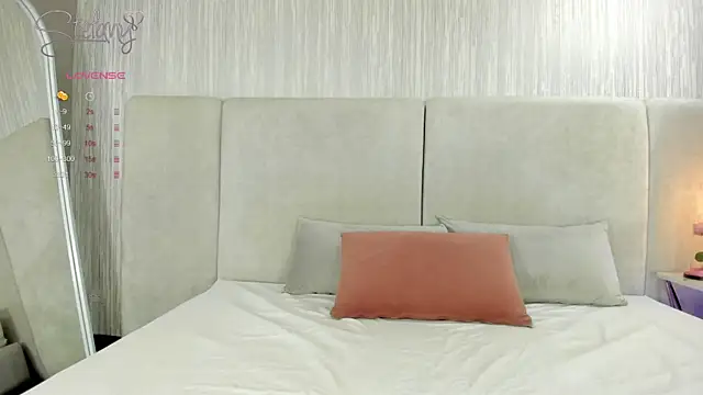 Snapshot of Stefanyduque1 chatting on 01.29.25 Stefanyduque1 online show from 01.29.25