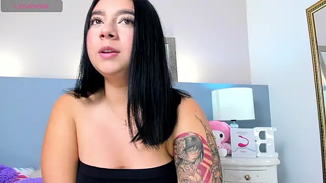BrianaaTaylor online show from 03.18.25