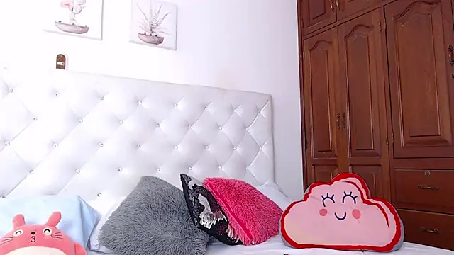 littleslut1 online show from 03.12.25