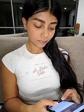 IslaBlaze online show from 09.25.25