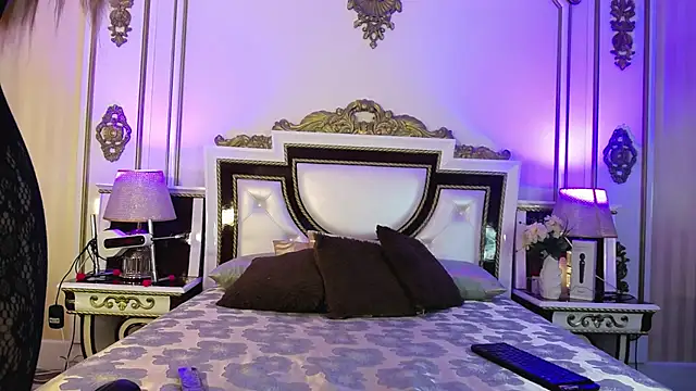 CharlotteBrandt online show from 11.07.25