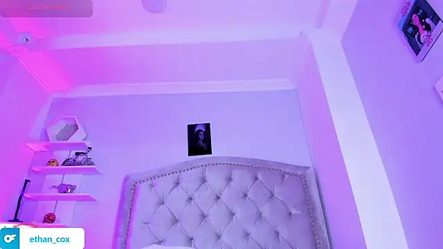 EthaanCox online show from 01.15.25