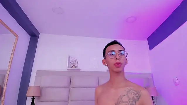 EthaanCox online show from 01.22.25