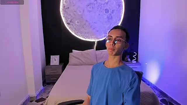 EthaanCox online show from 01.25.25