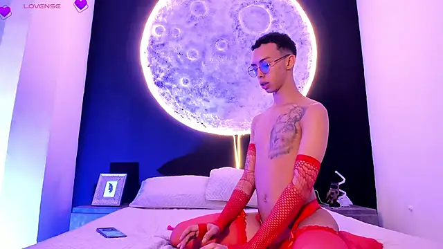 EthaanCox online show from 02.04.25