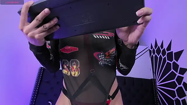 EthaanCox online show from 10.16.25