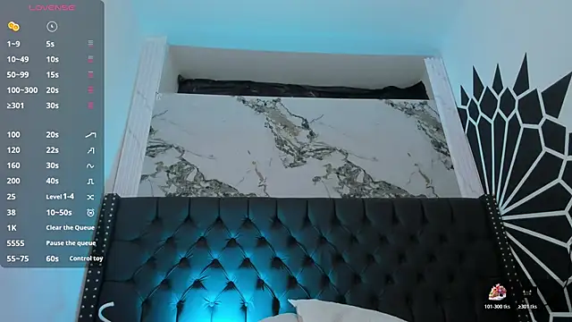 Snapshot of EthaanCox chatting on 02.11.26 EthaanCox online show from 02.11.26