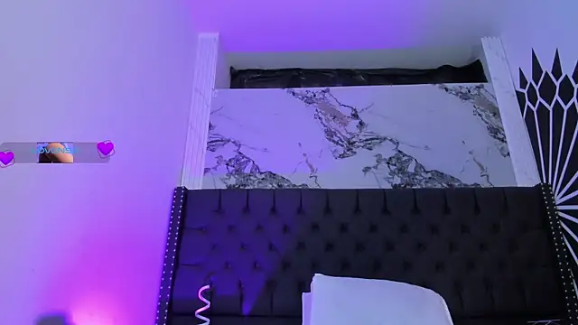 Snapshot of EthaanCox chatting on 02.28.26 EthaanCox online show from 02.28.26