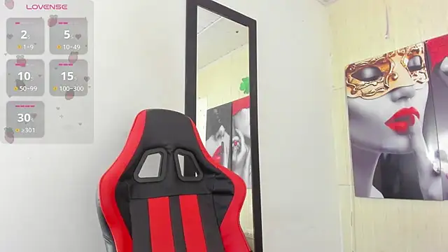 Snapshot of Miss_sparkle00 chatting on 10.04.25 Miss sparkle00 online show from 10.04.25