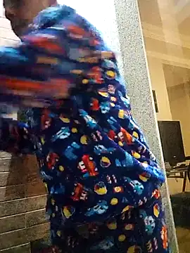 Snapshot of Santanacumxplod chatting on 10.22.25 Santanacumxplod online show from 10.22.25