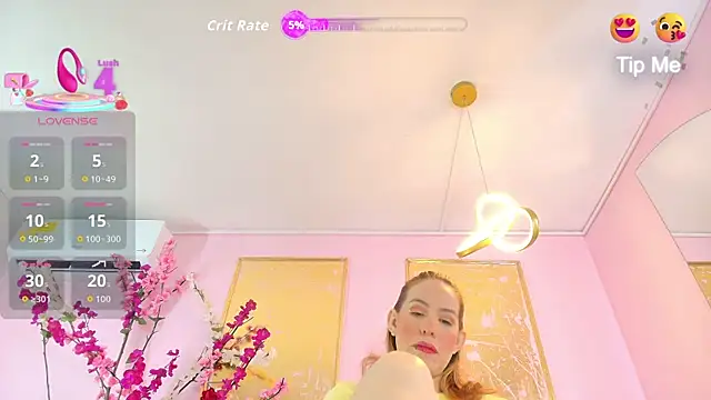 Snapshot of scarlette69 chatting on 10.08.25 scarlette69 online show from 10.08.25