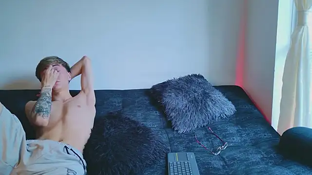 ethan and ava online show from 10.24.25