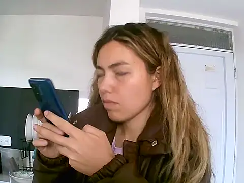 VittoriaTaylor online show from 04.18.26