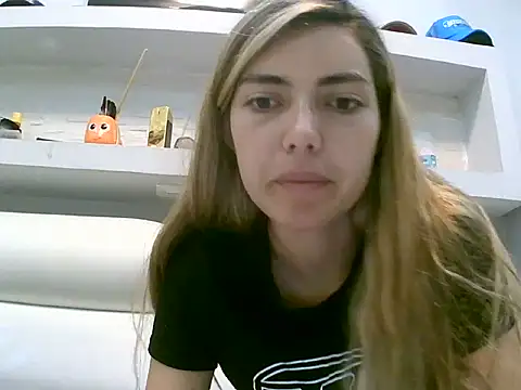 VittoriaTaylor online show from 05.02.26
