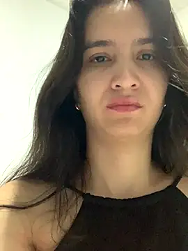 Bella still online show from 12.03.25