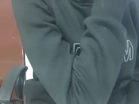 Snapshot of Amisha-Mishra chatting on 01.16.25 Amisha-Mishra online show from 01.16.25