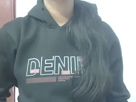 Snapshot of Amisha-Mishra chatting on 01.16.25 Amisha-Mishra online show from 01.16.25