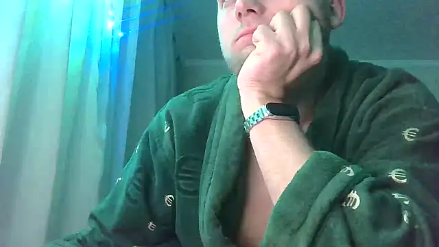 Snapshot of HunterOnBoobs chatting on 02.19.25 HunterOnBoobs online show from 02.19.25