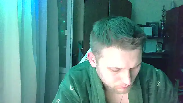 Snapshot of HunterOnBoobs chatting on 03.05.25 HunterOnBoobs online show from 03.05.25