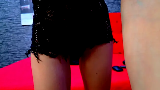 SelenaNoir online show from 10.17.25