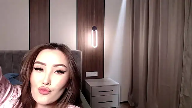 mystiksirenn online show from 11.13.25