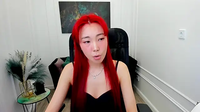 AnnaReyla online show from 05.12.26
