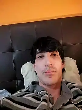 Snapshot of moutt99 chatting on 01.18.25 moutt99 online show from 01.18.25