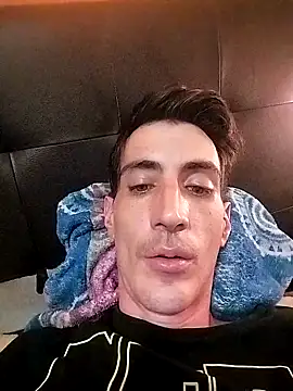 Snapshot of moutt99 chatting on 09.13.25 moutt99 online show from 09.13.25