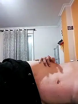 Snapshot of moutt99 chatting on 12.19.25 moutt99 online show from 12.19.25