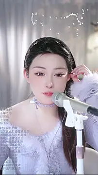 Snapshot of Dou-Dou-er chatting on 02.05.26 Dou-Dou-er online show from 02.05.26