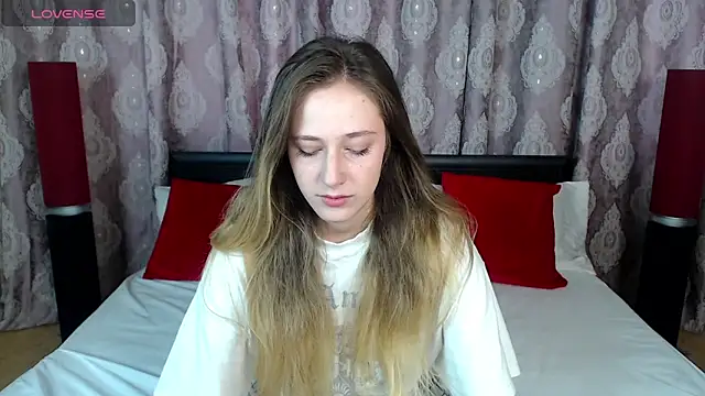 blondyriss online show from 01.30.25